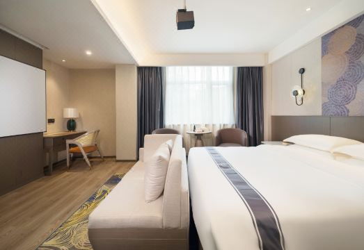 1. 안이 진주 호텔..