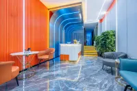 Pinyou Smart Hotel (Qujing Nancheng Store)