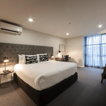 Avenue Hotel Canberra
