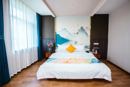 Shell Hotel (Linfen Hongtong Central Plaza) Отели рядом с достопримечательностью «Hongtong Central Square»