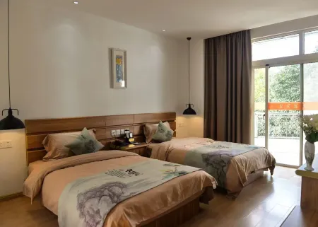 Huangyao Chinese Inn