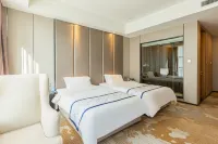 Days Inn by Wyndham Business Place Goldwin Yantai