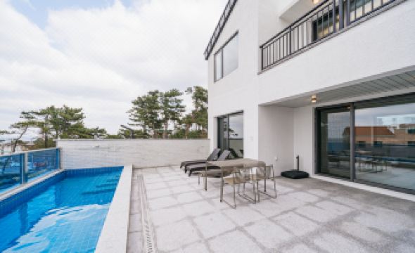 Ddosi Aewol Pool Villa