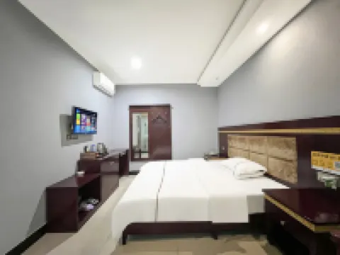 Fuhao Business Apartment (Zhongshan Henglan Huamao Commercial Street)