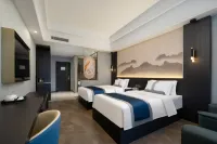 HuangGuan holiday