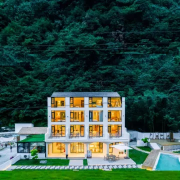 Sendao·ALSEN·Dokdo River Tracing Food B&B (Anji  Rafting  Canyon Branch) Hotels near Zhebei Grand Canyon