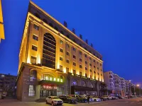 Hotel Hunchun X - parking