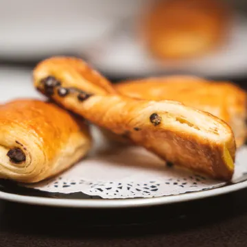 Hotel Vivaldi Отели рядом со станцией La Defense Station