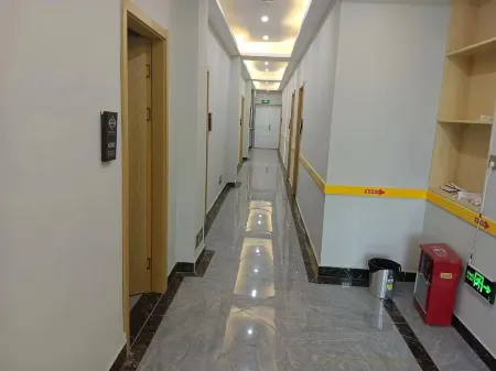 Yuemanyu Holiday Hotel