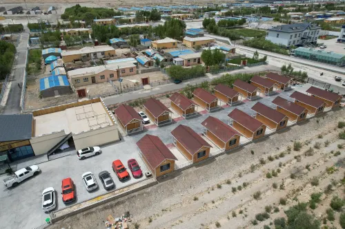 Snowtop Westernmost Lodge · Taxian Nổi bật Photos