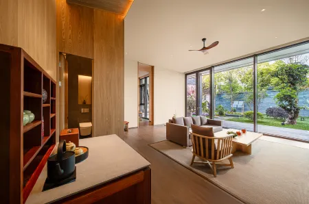 DAJING MUSHANG HOTEL Отели рядом с достопримечательностью «Beihai Wetland»