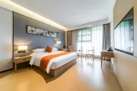 Floral Hotel·Hanzhong Yan and Yan Culture Hotel (Tianhan Wetland Park Branch) Hotels in Hanzhong