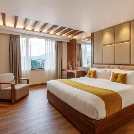Hotel Thrive, A Tropical Courtyard Отели рядом с достопримечательностью «Площадь Дурбар»