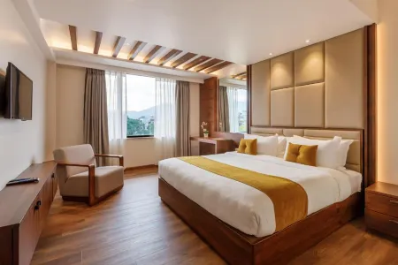 Hotel Thrive, A Tropical Courtyard Отели рядом с достопримечательностью «City Motorbike»