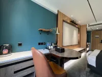 Grey Whale Intelligent Hotel (Baoding Mancheng People's Hospital) Hotels near The Seventh Hospital of Baoding