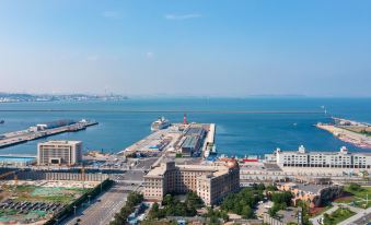 Atour Hotel Dalian Donggang Commercial Area Gangwan Square