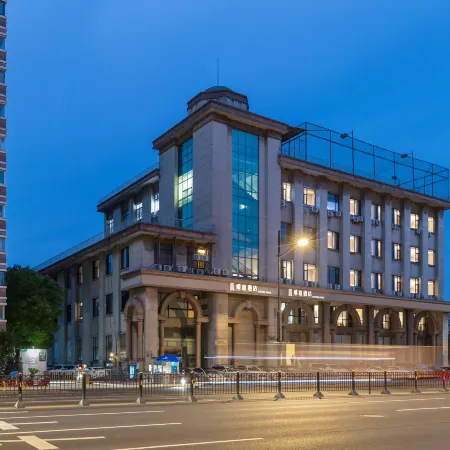 Weiting Hotel (Shanghai Xujiahui Shanghai Stadium) Отели рядом с достопримечательностью «Шанхайский стадион»