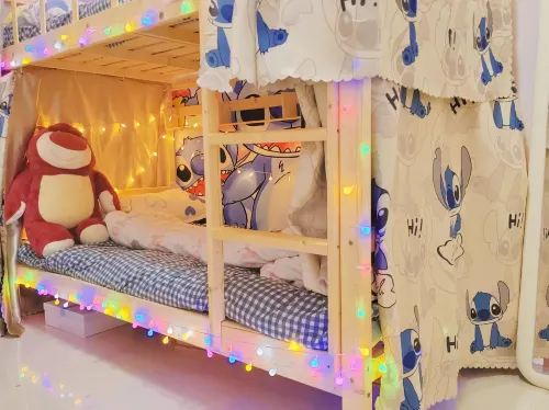 Meme Bear Women's Youth Hostel (Futian Gangxia Subway Station)