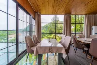 Hidden River view · Courtyard family vacation Courtyard residential quarters (Ningguo Shop)