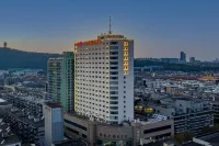 Manchester International Hotel (Hangzhou Qiushan Street Subway Station) Hotels near Hangzhou Linping District Sports Center