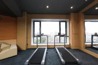 Yilong Hotel (Jilin Railway Station Fortune Plaza) - Gym