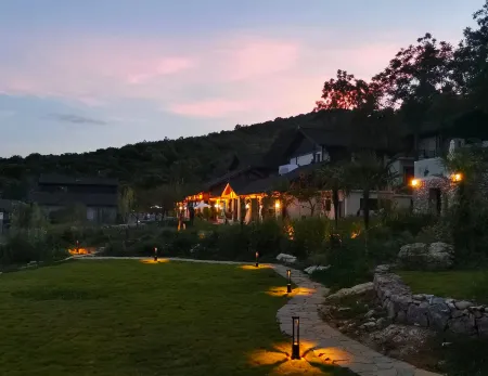 Xunmiri Qinin Villa Отели рядом с достопримечательностью «Daxingguo Temple»