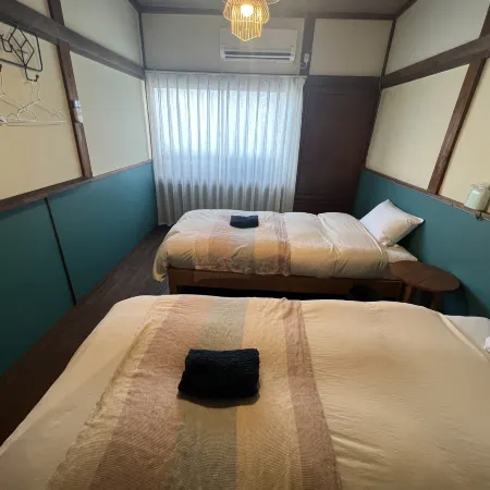 Mojiko guesthouse PORTO Отели рядом с достопримечательностью «Железнодорожная станция Модзико»