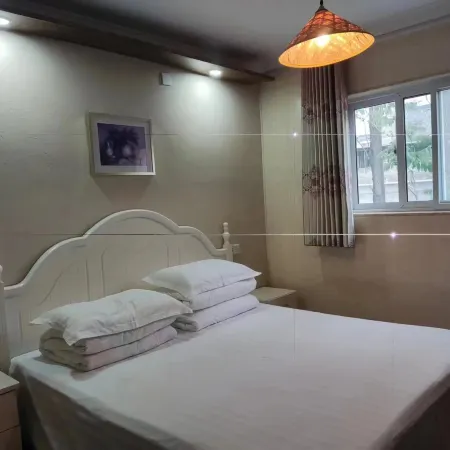 Huangcheng Xiangfu Yulou Inn