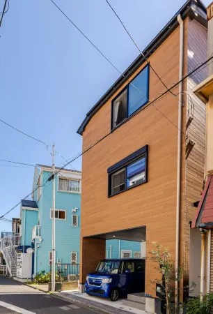 Near Kamakura, Enoshima and other attractions 1 minute direct to Tokyo Shinjuku, Enoshima