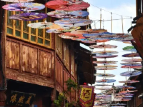 Moonlight · Shiyue | New Luxury Concept Projection Scenic Resort Hotel (The Old Town of Lijiang) Hotels in Lijiang