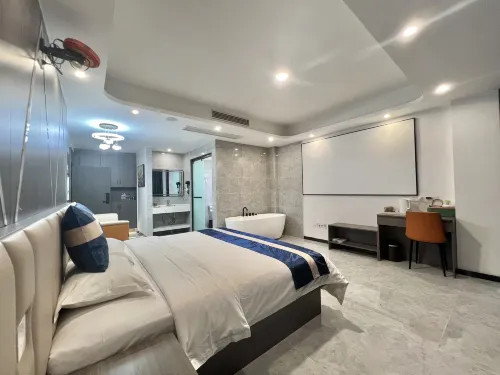 Mianyang Orange Cinema-style smart hotel