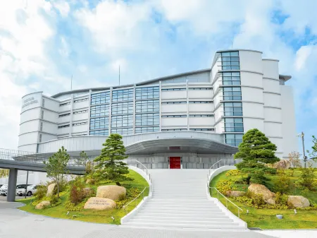 Kobe Suma Sea World Hotel Отели рядом со станцией JR Shin-Nagata Station