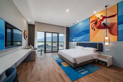 Tonglu Knight Hotel (OMG Heartbeat Paradise) Hotels in Hongdenglong Waipojia Scenic Area