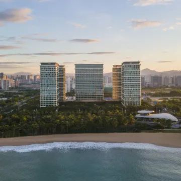 Crowne Plaza SANYA YAZHOU BAY by IHG Отели рядом с достопримечательностью «Храм Наньшань»