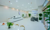 Yilong Ruiyun Hotel (Tongren Railway Station Store)