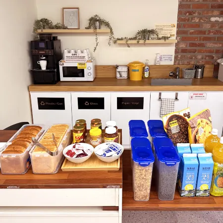 OYO Hostel Myeongdong 6