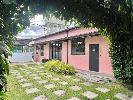 Reserve The Cozytainer