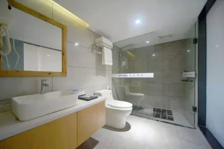 MOUSSIE HOTEL(Huaihua Third Middle School Municipal Committee Branch) Отели рядом со станцией Huaihua South Railway Station