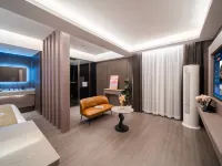 Sanya Adele Selection Hotel Hotels near Nanshanbei Railway Station