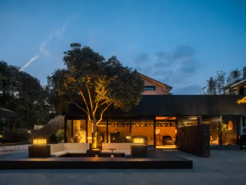 HANGZHOU W PLUS HOTEL Hotels near Hangzhou Zoo