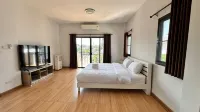 Elly's Home. Convenience & Serenity فنادق في سارافي
