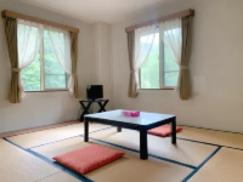 Toyoshima Lodge Naeba 나에바 주변 호텔