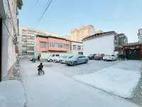Xihua Jiahua Boutique Hotel - parking