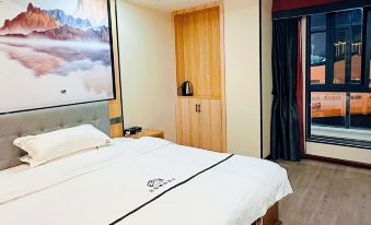 Luliang Yunge Boutique Hotel