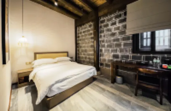 Yinbingshi Chinese Inn (Lizhuang Guzhen)