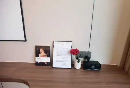 The Smart King Ji Hotel（Kunming Changshui International Airport Store） Отели рядом с достопримечательностью «Yeya (Wild Duck) Lake Holiday Resort»