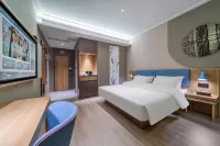 Qian Tu Hotel(Chongqing Wushan County Municipal Plaza)