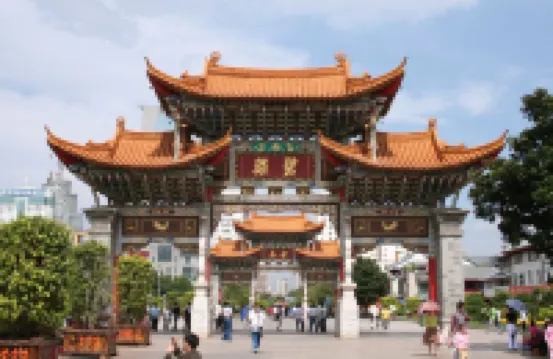 SFEEL Designer Hotel (Kunming Nanping Pedestrian Street)