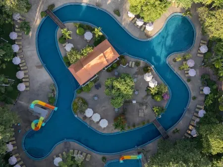 The Green Park Resort