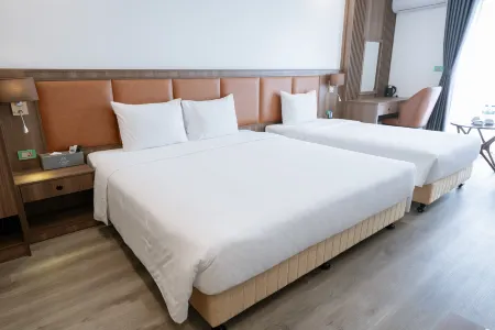 Atour Phoenix Hotel Отели в г. Hoang Ninh